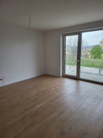 /album/podlahy/20260331-094757-jpg/